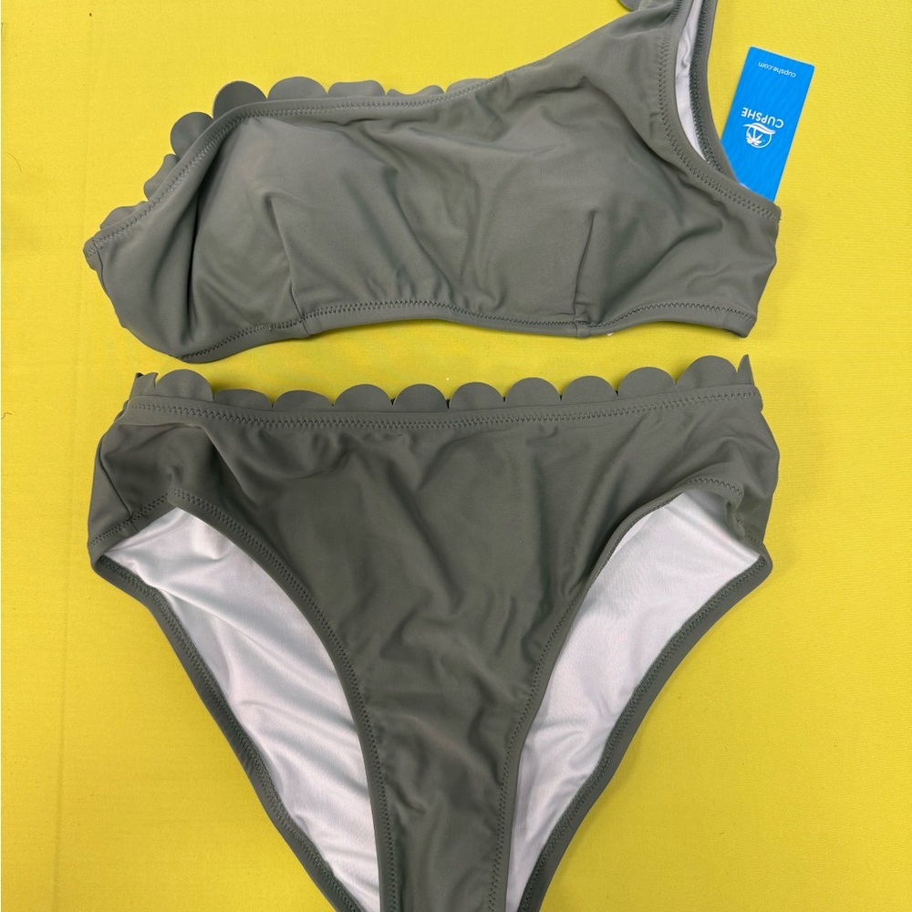 Cupshe Swim bikini